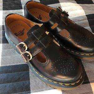 Doc Marten 8065 Smooth Leather Maryjanes